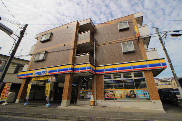 川崎市麻生区高石１丁目の土地(ミニストップ百合ヶ丘店)