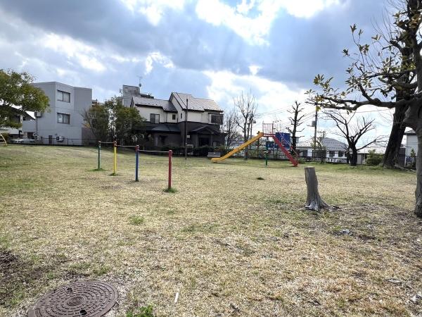 川崎市麻生区王禅寺西２丁目の中古一戸建て(餅坂第5公園)