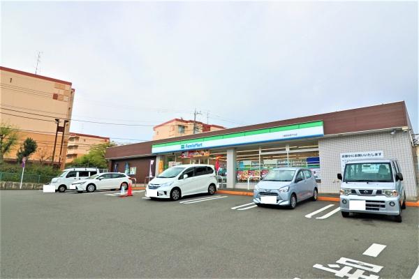 ベルフォーレ宮前平(ファミリーマート川崎宮前南平台店)