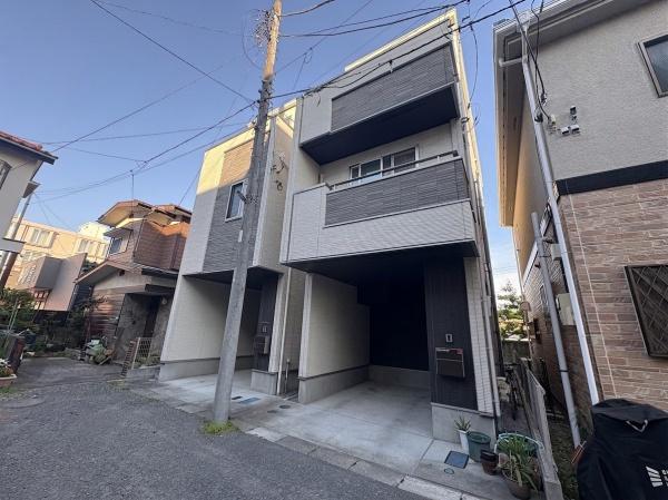 多摩区登戸　中古一戸建て
