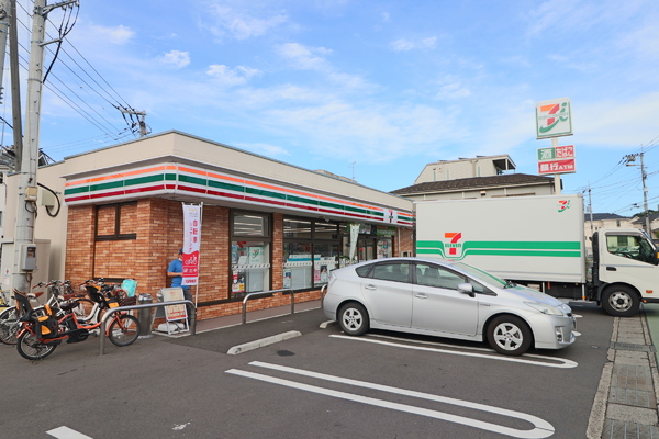 高津区子母口　新築一戸建て(セブンイレブン川崎久末店)