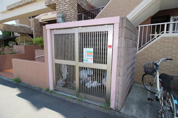 ドメス久地
