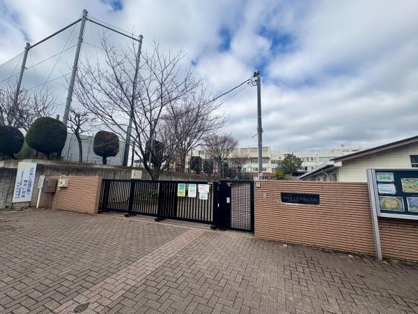 川崎市幸区古市場１丁目の中古一戸建て(川崎市立古市場小学校)