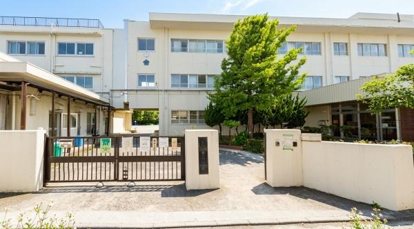 ライオンズマンション平間駅前(川崎市立平間小学校)