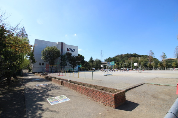 鷺沼パークホームズ並木通り(こにしクリニック)