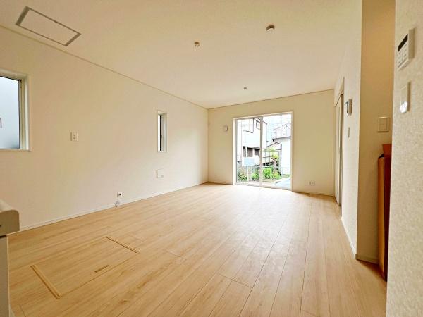 狛江市中和泉　新築一戸建て