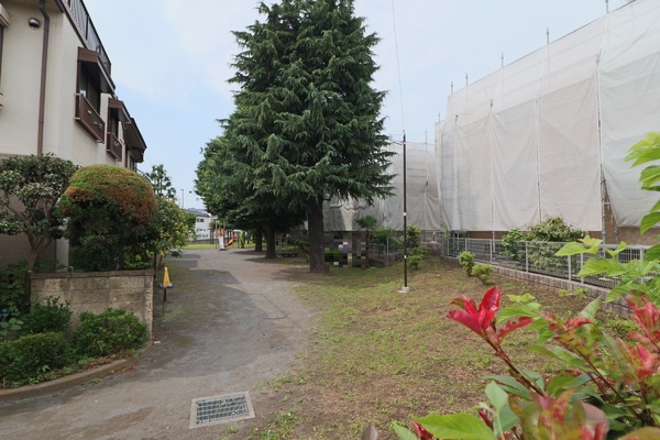 狛江市中和泉　新築一戸建て(狛江市立田中の池児童公園)