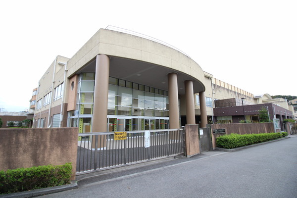 柿生シティハウス(川崎市立柿生小学校)