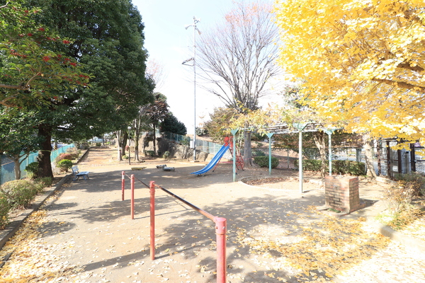 川崎市麻生区金程１丁目の中古一戸建て(下平尾児童公園)