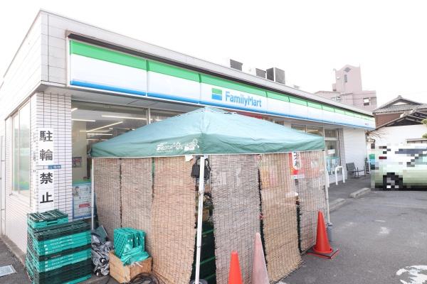 川崎市麻生区東百合丘２丁目の土地(ファミリーマート川崎東百合丘店)