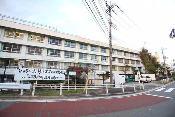 稲城市平尾　新築一戸建て(稲城市立稲城第二中学校)