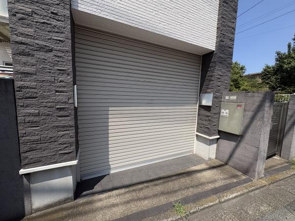 世田谷区成城４丁目の中古一戸建て
