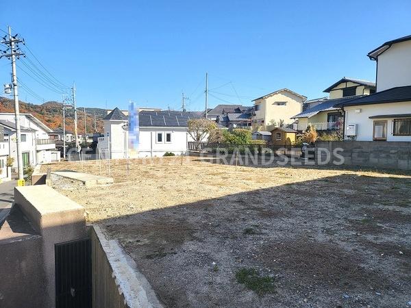 高槻市日吉台四番町の土地