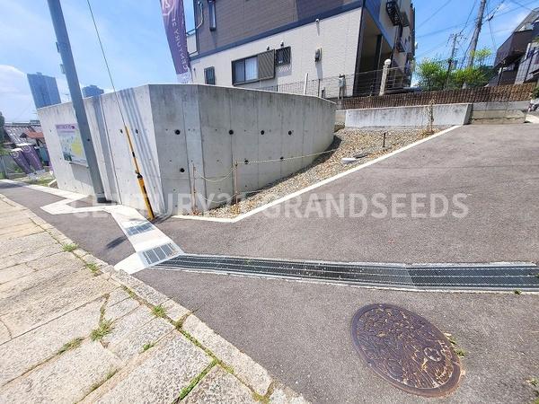高槻市古曽部町３丁目の土地