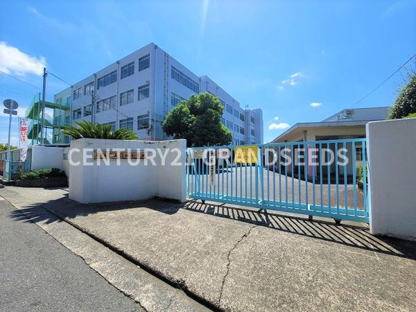 高槻市古曽部町3丁目の土地(高槻市立奥坂小学校)