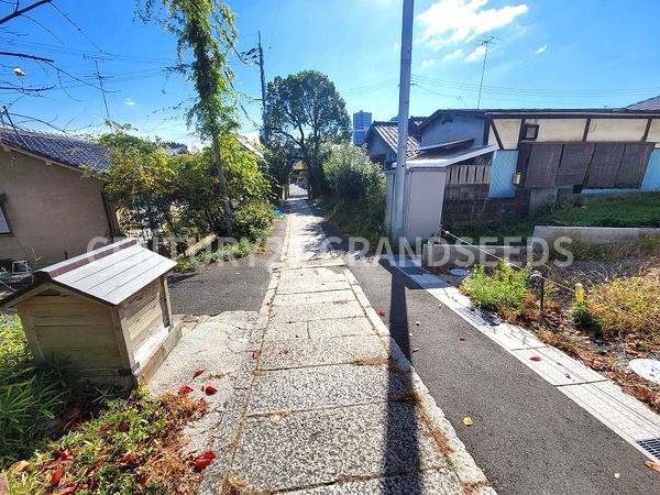 高槻市古曽部町３丁目の土地