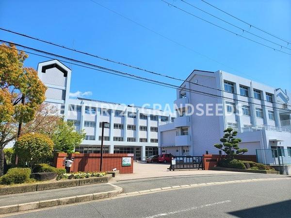 高槻市塚原2丁目の土地(高槻市立阿武山中学校)