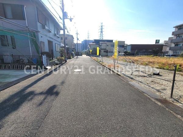 高槻市大塚町３丁目の土地