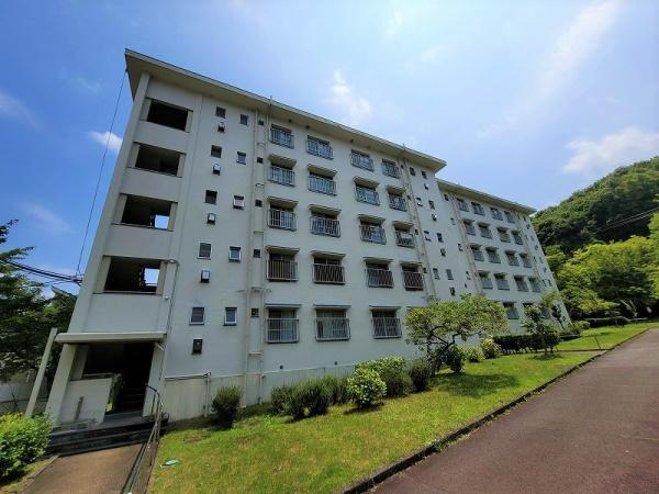 若山台住宅２３号棟