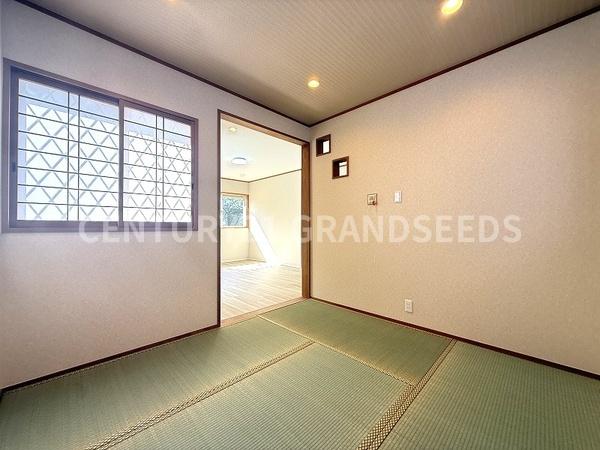 高槻市安岡寺町２丁目の中古一戸建て