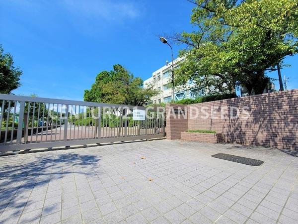 高槻市郡家本町の土地(高槻市立第二中学校)