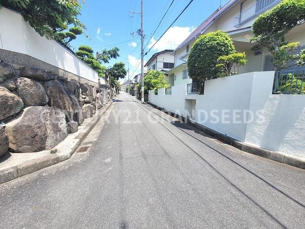 高槻市塚原６丁目の土地