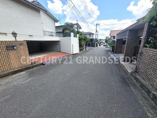 高槻市塚原６丁目の土地