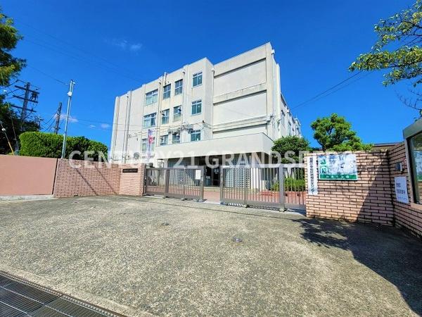高槻市津之江町3丁目の新築一戸建(高槻市立如是小学校)
