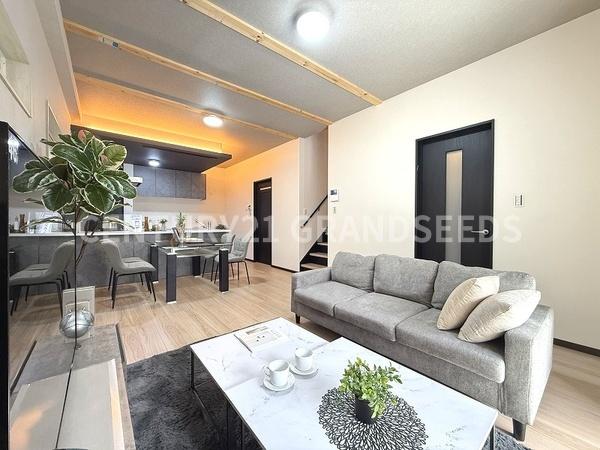 高槻市深沢町１丁目の中古一戸建