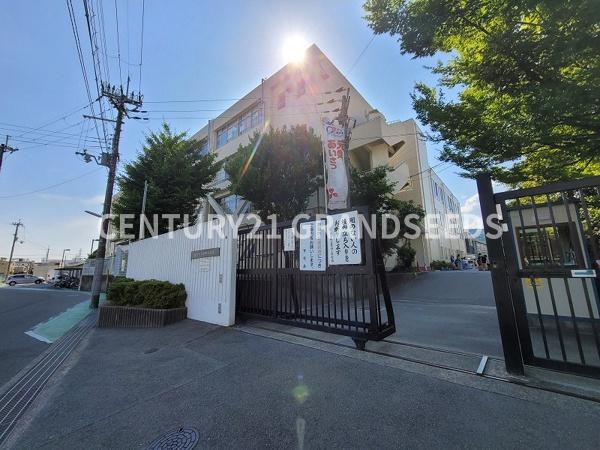 三島郡島本町水無瀬1丁目の土地(島本町立第四小学校)