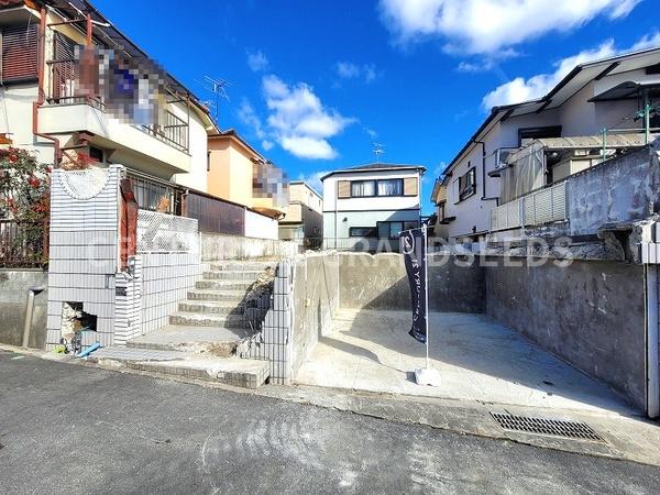 高槻市安岡寺町５丁目の土地
