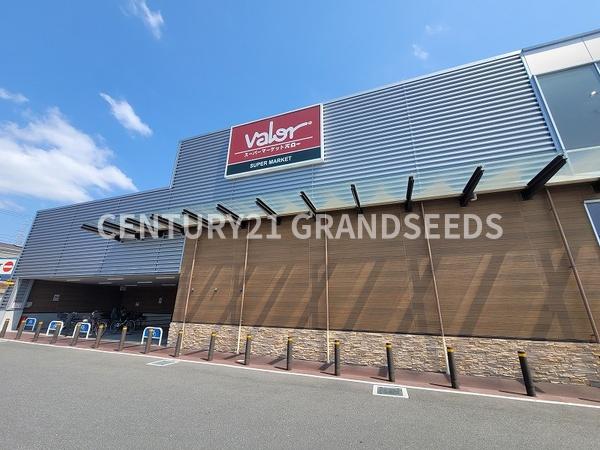 高槻市若松町の新築一戸建(スーパーマーケットバロー高槻店)