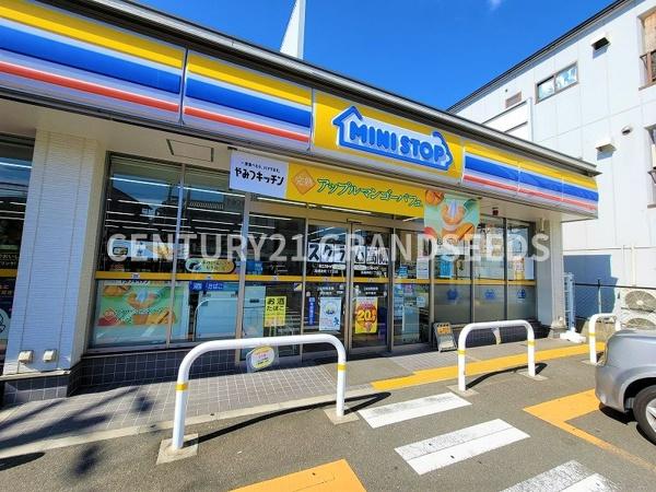 高槻市栄町2丁目の土地(ミニストップ高槻寿町1丁目店)