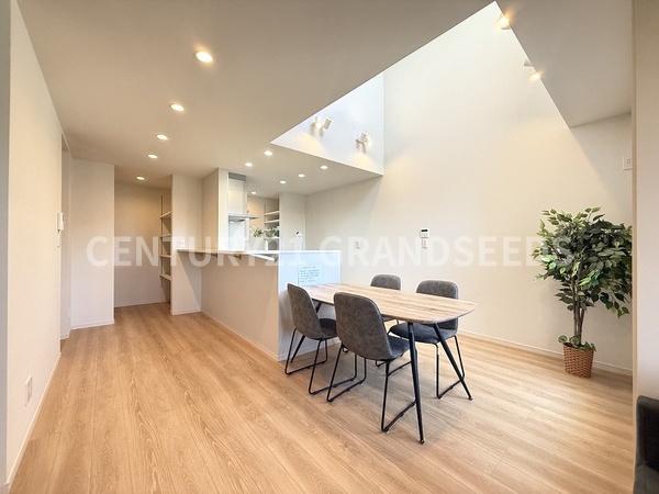 高槻市安満中の町の新築一戸建