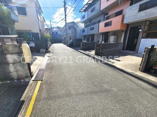 高槻市大冠町３丁目の中古一戸建て