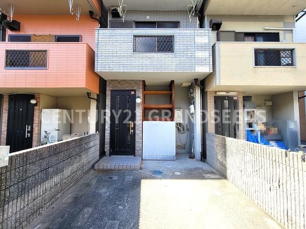 高槻市大冠町３丁目の中古一戸建て
