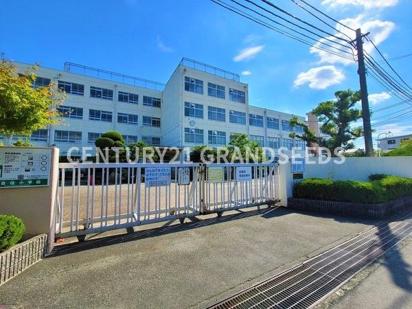 高槻市東五百住町2丁目の新築一戸建(高槻市立五百住小学校)