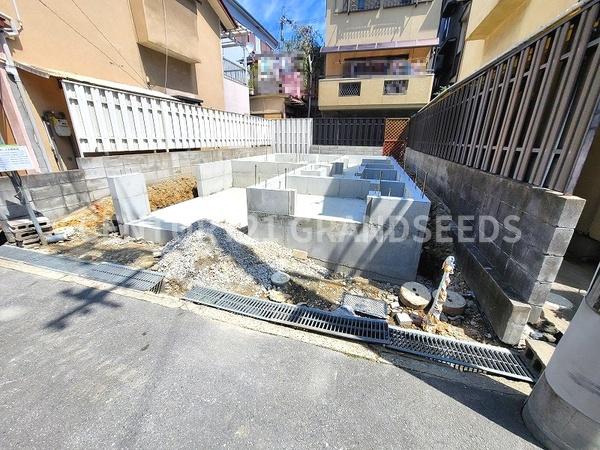 高槻市淀の原町の新築一戸建