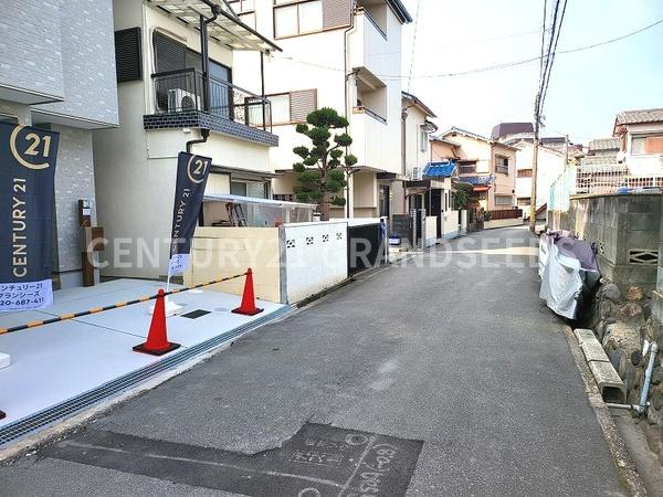 箕面市半町３丁目の新築一戸建