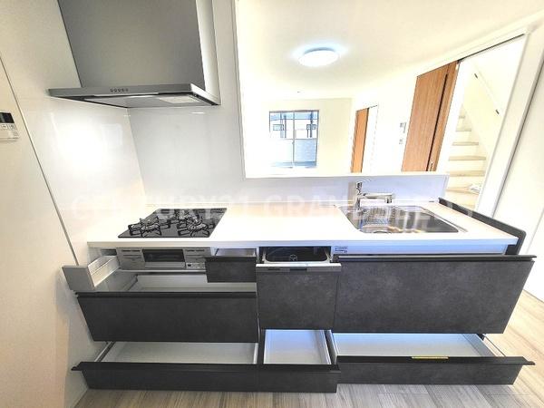 箕面市半町３丁目の新築一戸建
