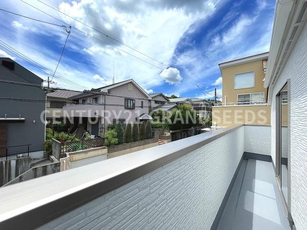 高槻市安岡寺町５丁目の新築一戸建