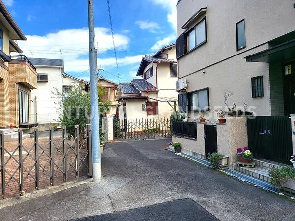 高槻市下田部町１丁目の土地