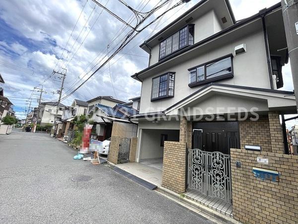 高槻市大冠町３丁目の中古一戸建て