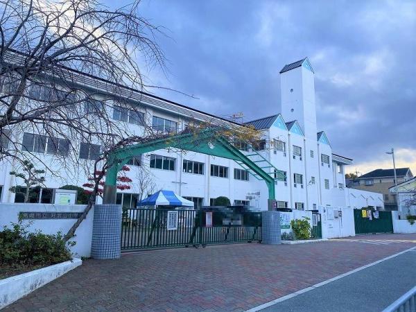 朝日プラザ高槻ウエストヒルズA棟(高槻市立阿武山小学校)
