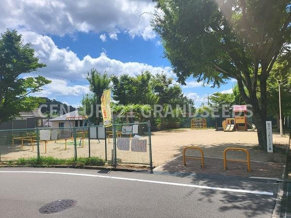 高槻市松が丘1丁目の土地(松が丘一丁目しょうぶ公園)