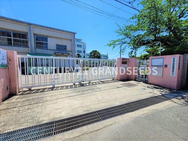 摂津マンションC棟(高槻市立赤大路小学校)