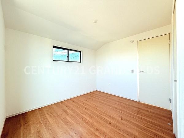 高槻市深沢町１丁目の新築一戸建