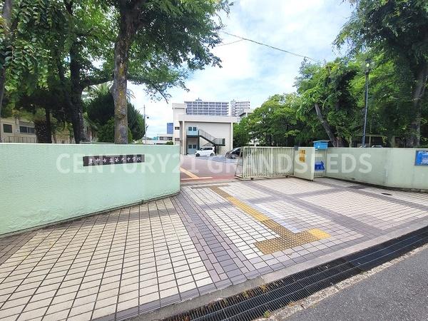 千里ロイヤルマンション(豊中市立第九中学校)