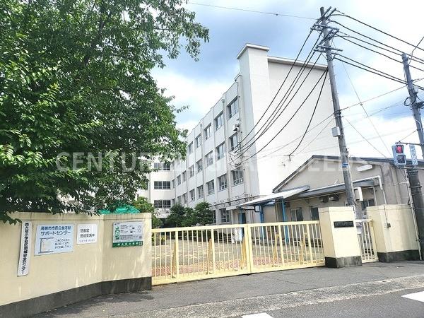 高槻市西冠1丁目の土地(高槻市立西大冠小学校)