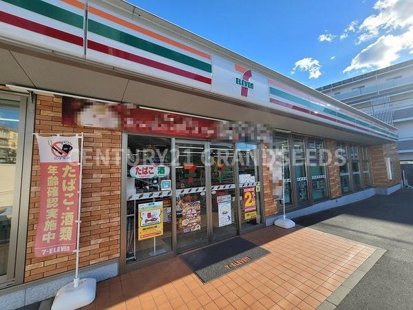 コーポ水無瀬A棟(セブンイレブン島本町青葉1丁目店)